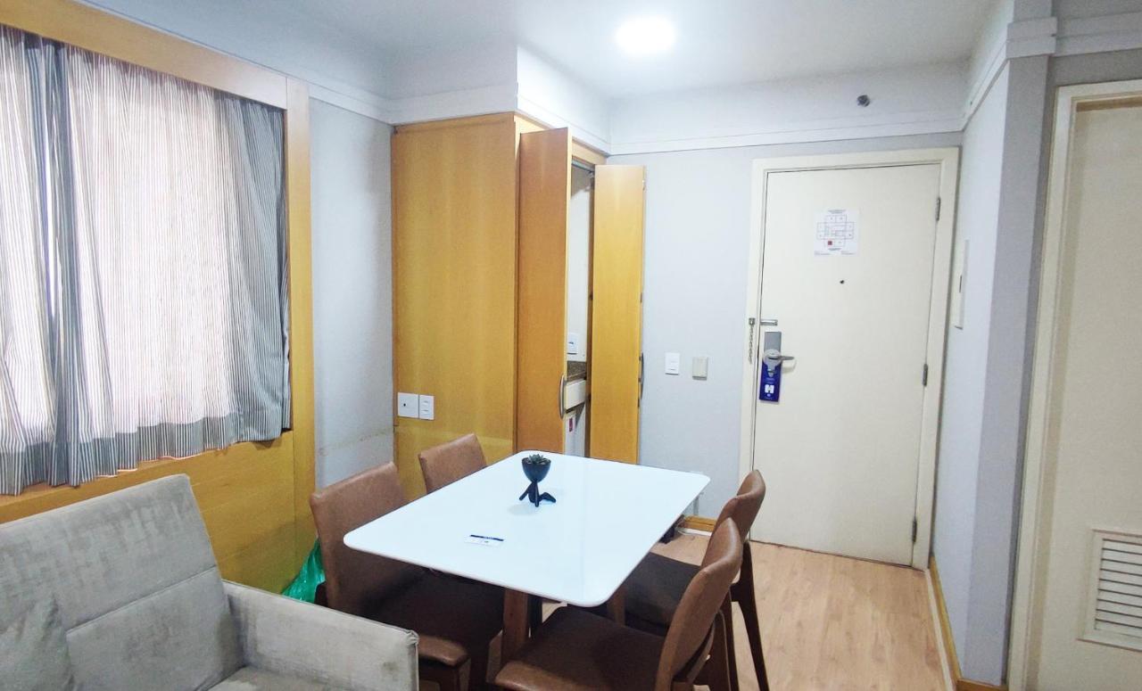 Flat 4 Estrelas Prox Av Paulista, Hc, Convencoes Reboucas, Metro, Bares Nos Jardins São Paulo