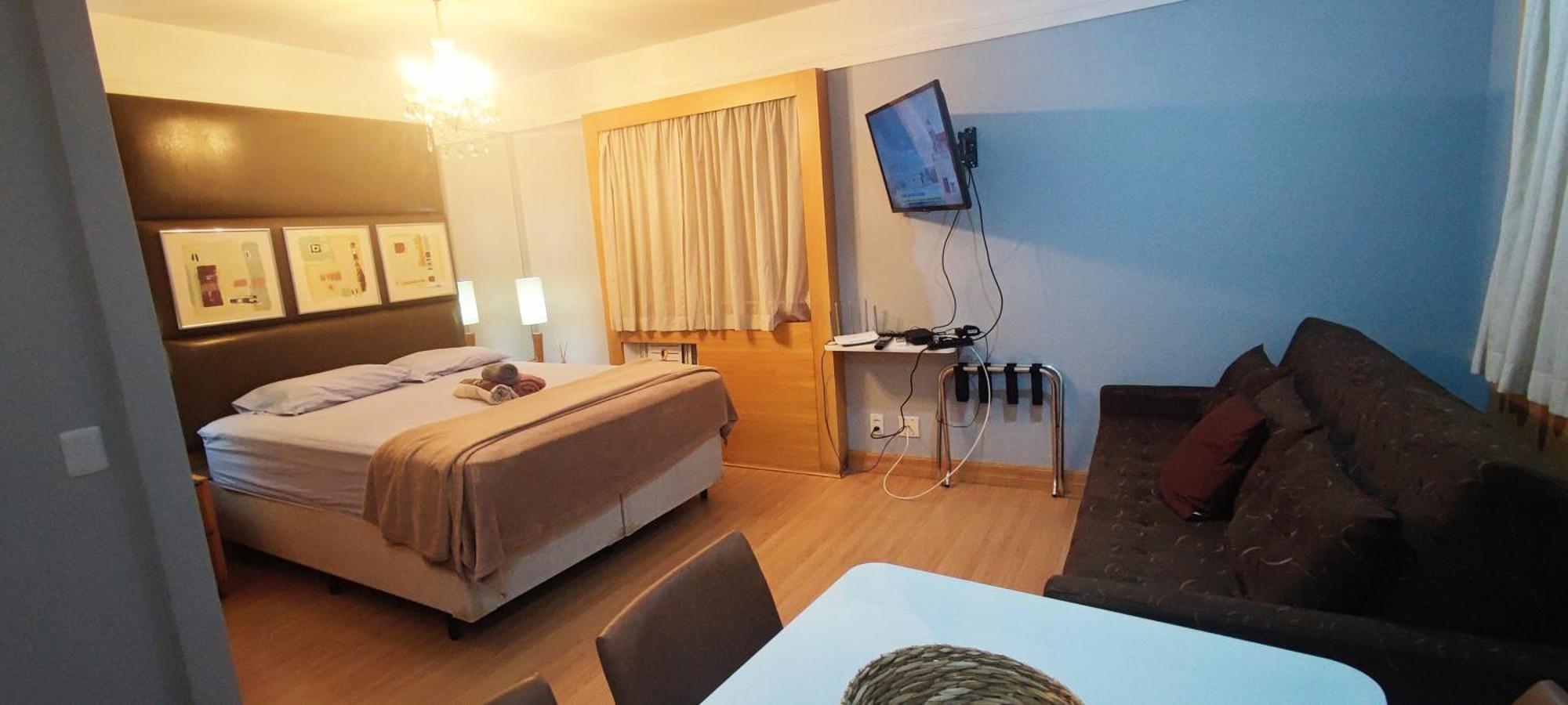 Flat 4 Estrelas Prox Av Paulista, Hc, Convencoes Reboucas, Metro, Bares Nos Jardins *