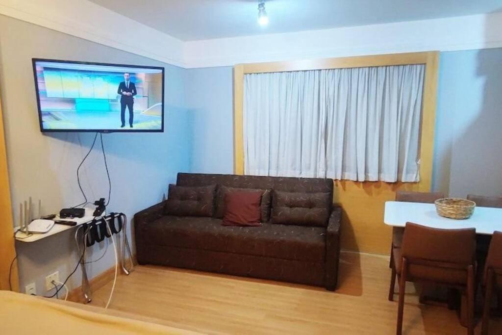 Flat 4 Estrelas Prox Av Paulista, Hc, Convencoes Reboucas, Metro, Bares Nos Jardins São Paulo